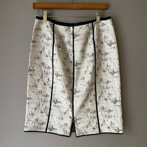 Narciso Rodriguez size‎ 42 made in Italy silk pencil skirt - Picture 9 of 9